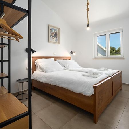 Luxury Apartments Villa San Avia Баньоле Екстериор снимка