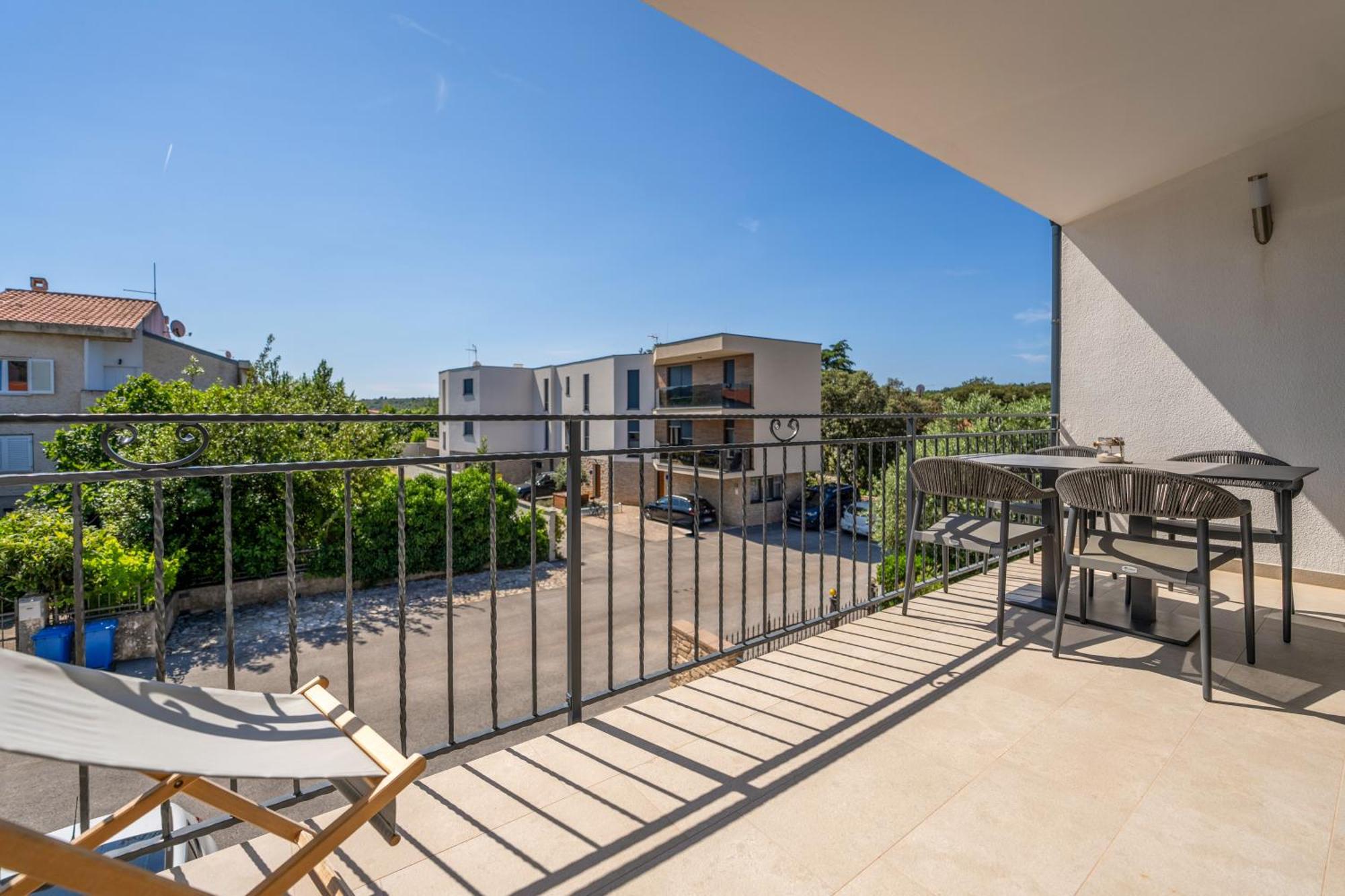 Luxury Apartments Villa San Avia Баньоле Екстериор снимка