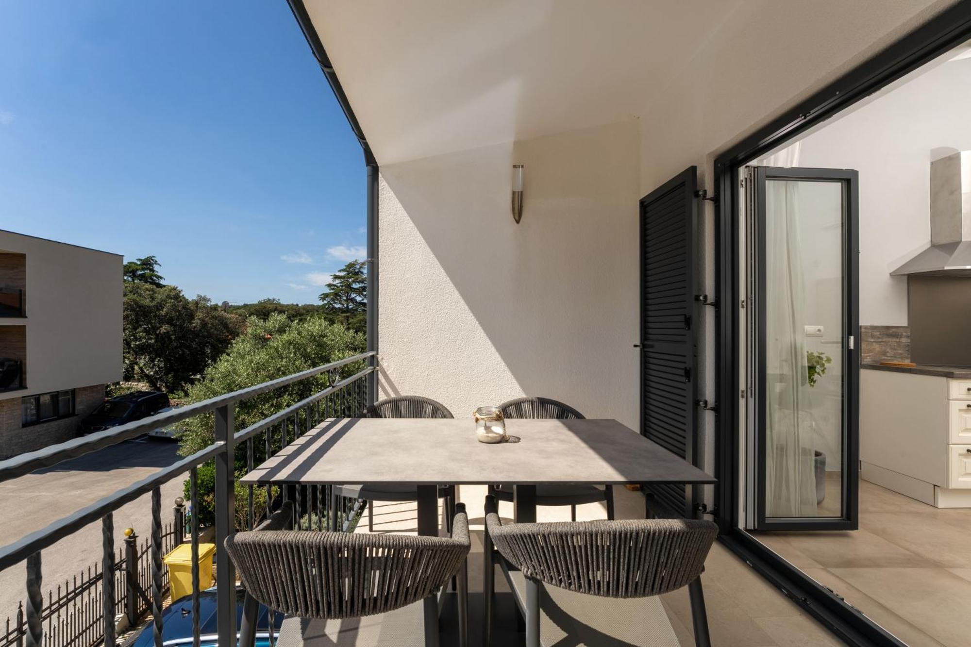 Luxury Apartments Villa San Avia Баньоле Екстериор снимка